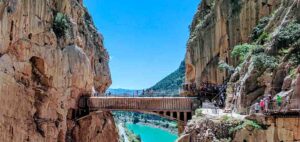 Caminito-del-Rey-con-transporte-autobus