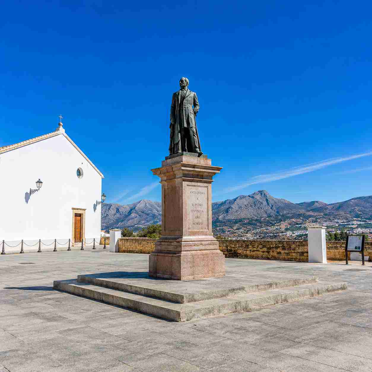 Visita-guiada-alcazaba-y-Colegiata