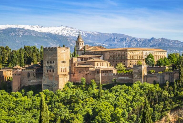 visita guiada alhambra granada 8 768x515